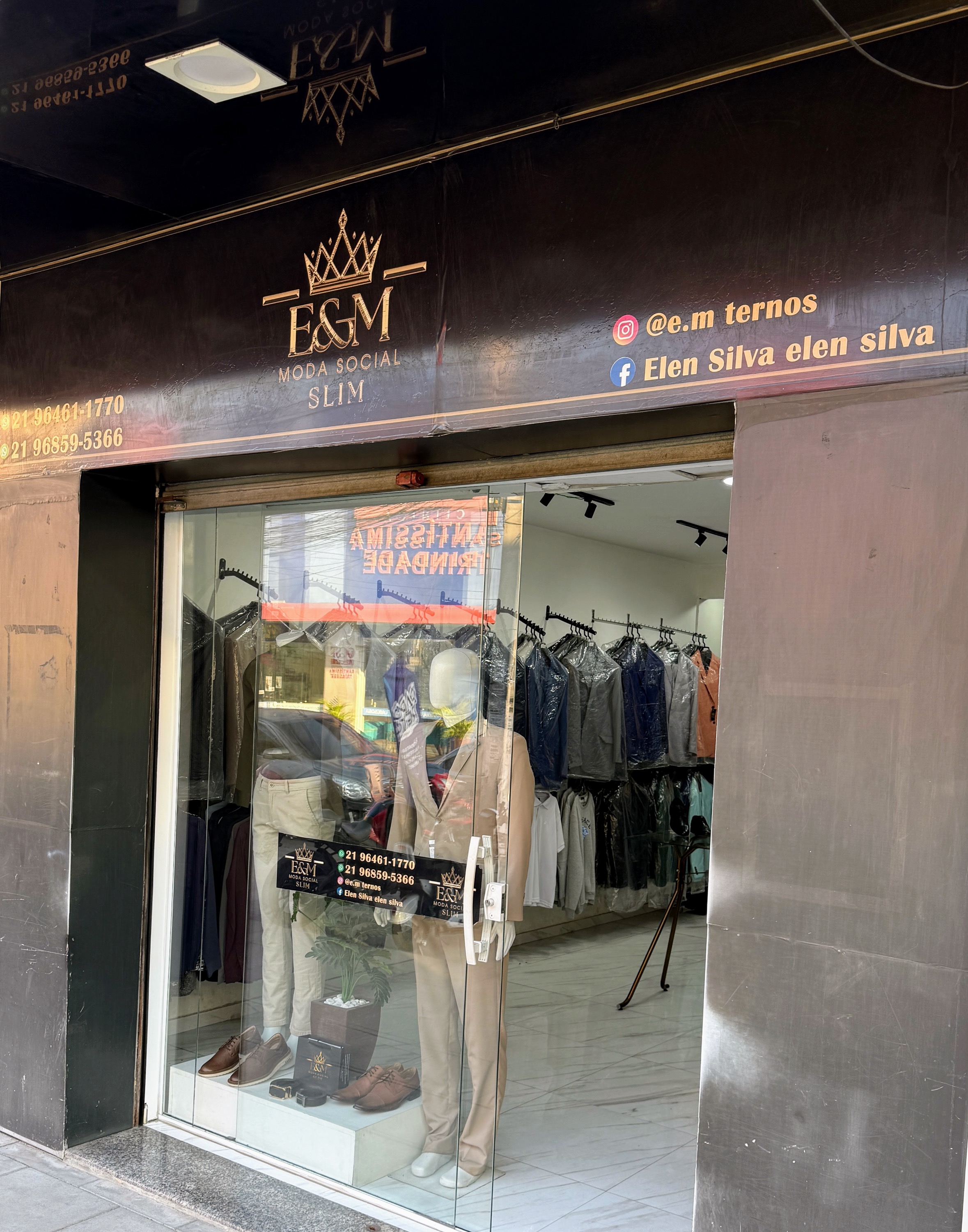 E & M Moda social 